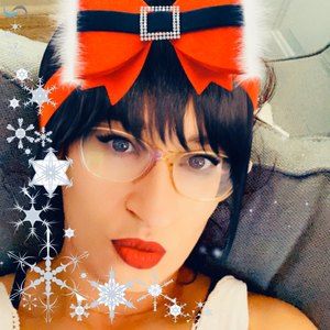 Meet your Posher, Lamya